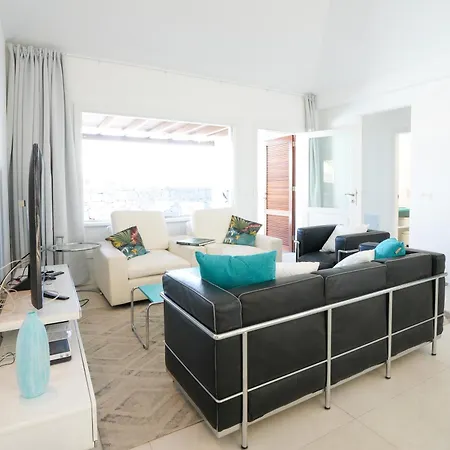 Yasmina Villa