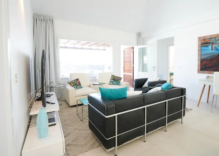 Yasmina Villa